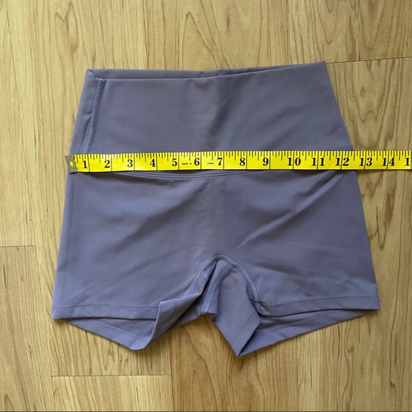 No Front Seam Shorts - Light Purple - XS - Picture 5 of 7